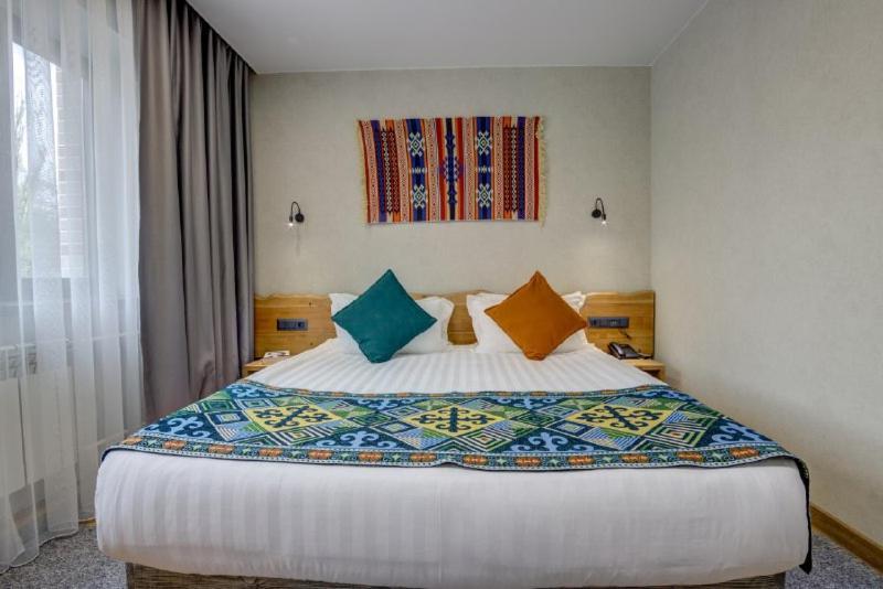 My Hotel Bishkek Esterno foto